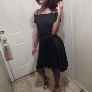 HI- LO OFF THE SHOULDER DRESS, WORN ONCE💥